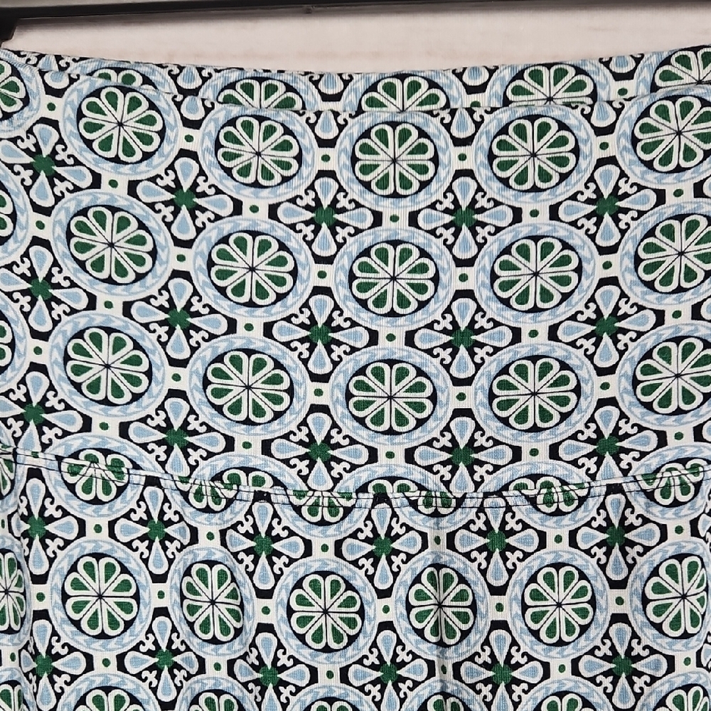 Max Studio Green And Blue Geometric Pattern Maxi Skirt - Size Large - Picture 5 of 10